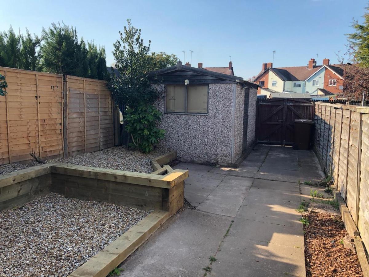 רוז'לי Cannock House ~ 4 Bedrooms All With Ensuite. מראה חיצוני תמונה